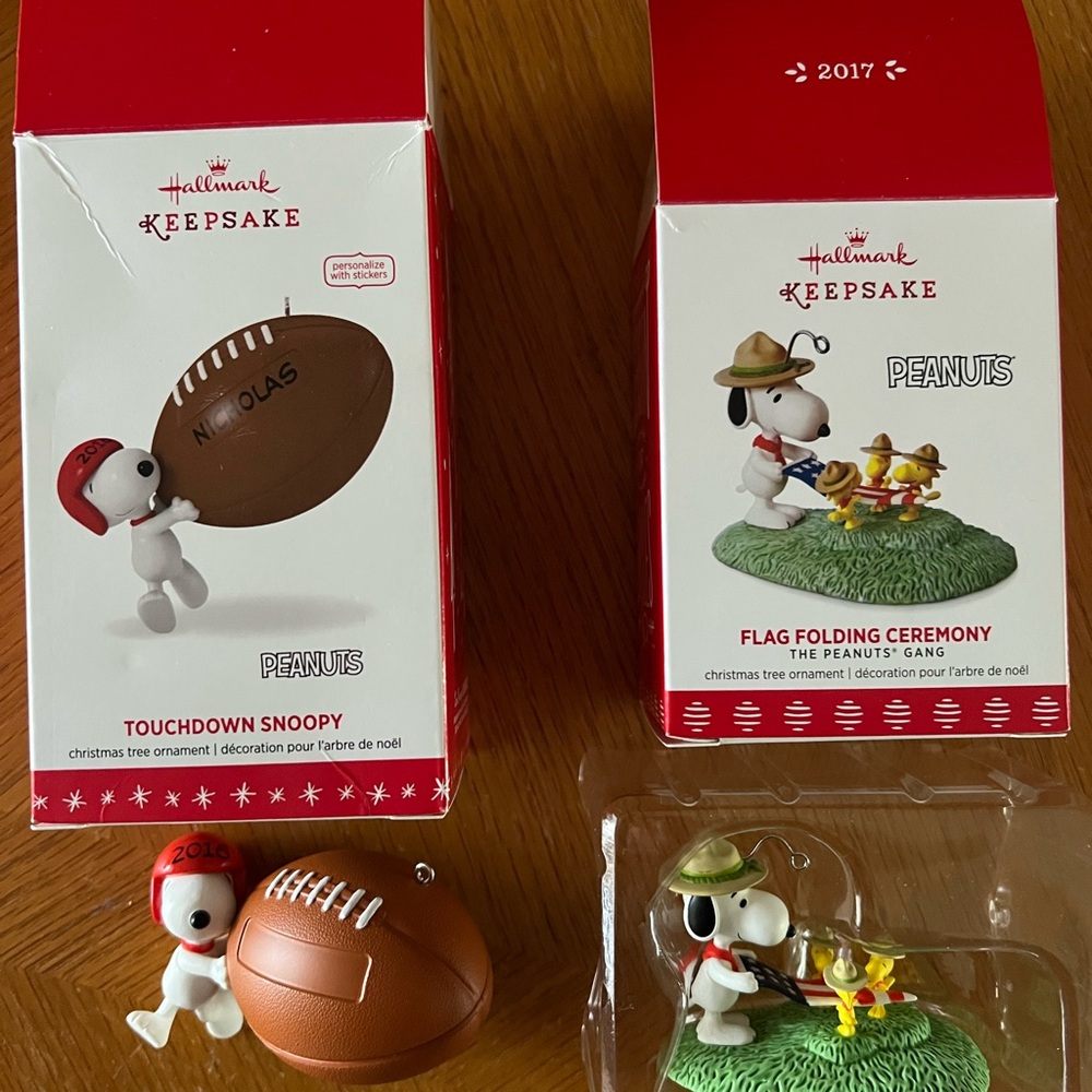 Hallmark Keepsake Peanuts Snoopy Ornament Duo